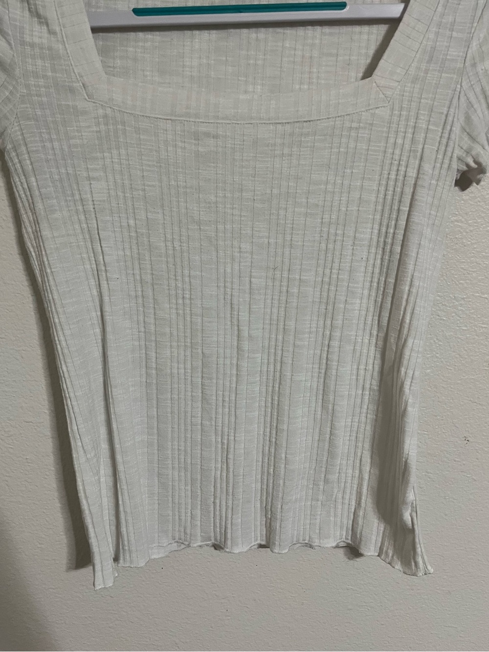 Eye Candy Ribbed Crop Top - Picture 3 of 3